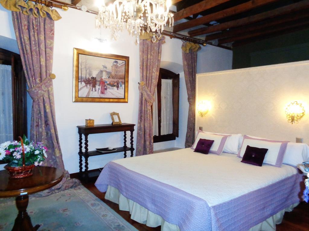 Hotel Boutique Nueve Leyendas Úbeda Exteriör bild